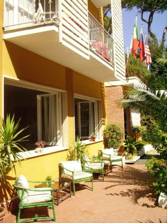 Hotel Villa Rona Форте-дей-Мармі Екстер'єр фото